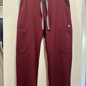 Figs Womens Burgandy Cargo Scrub Pants XS